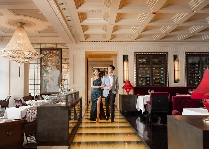 Four Seasons Hotel Hongkong